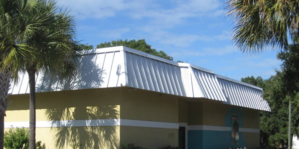 silver metal roofing on a commercial structure